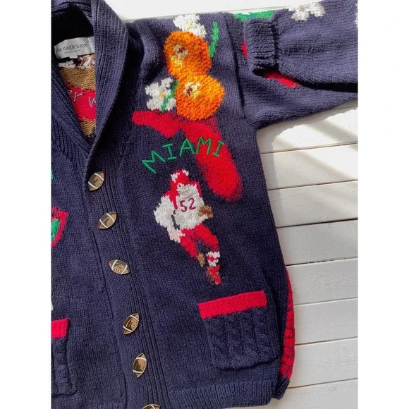 Eagles Eye sweater vtg college football Rose Bowl‎ novelty print cardigan